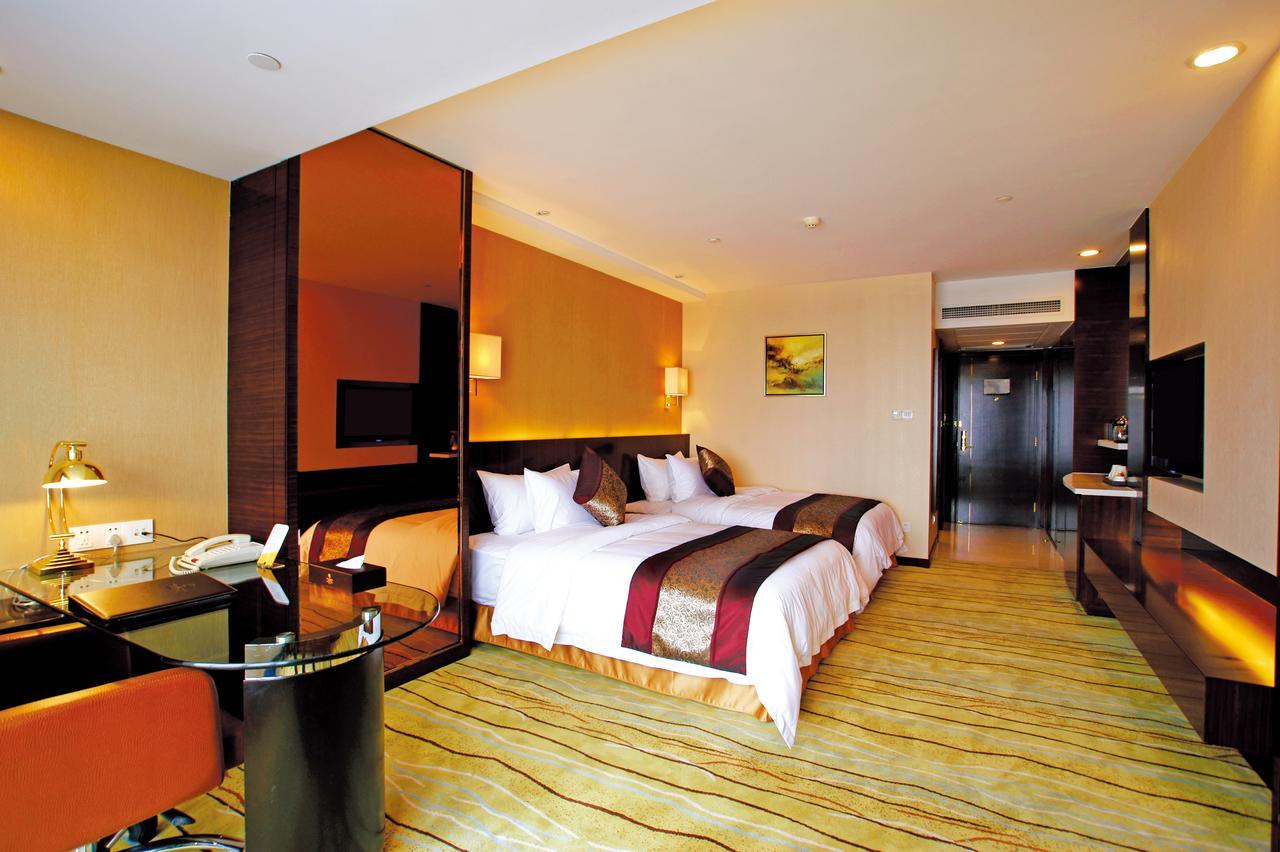 Wuhu Xingbai Jinling Hotel Екстериор снимка