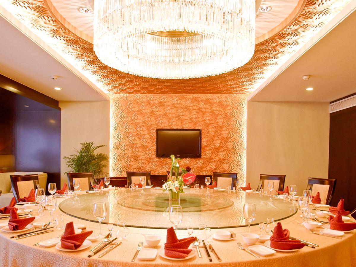 Wuhu Xingbai Jinling Hotel Екстериор снимка