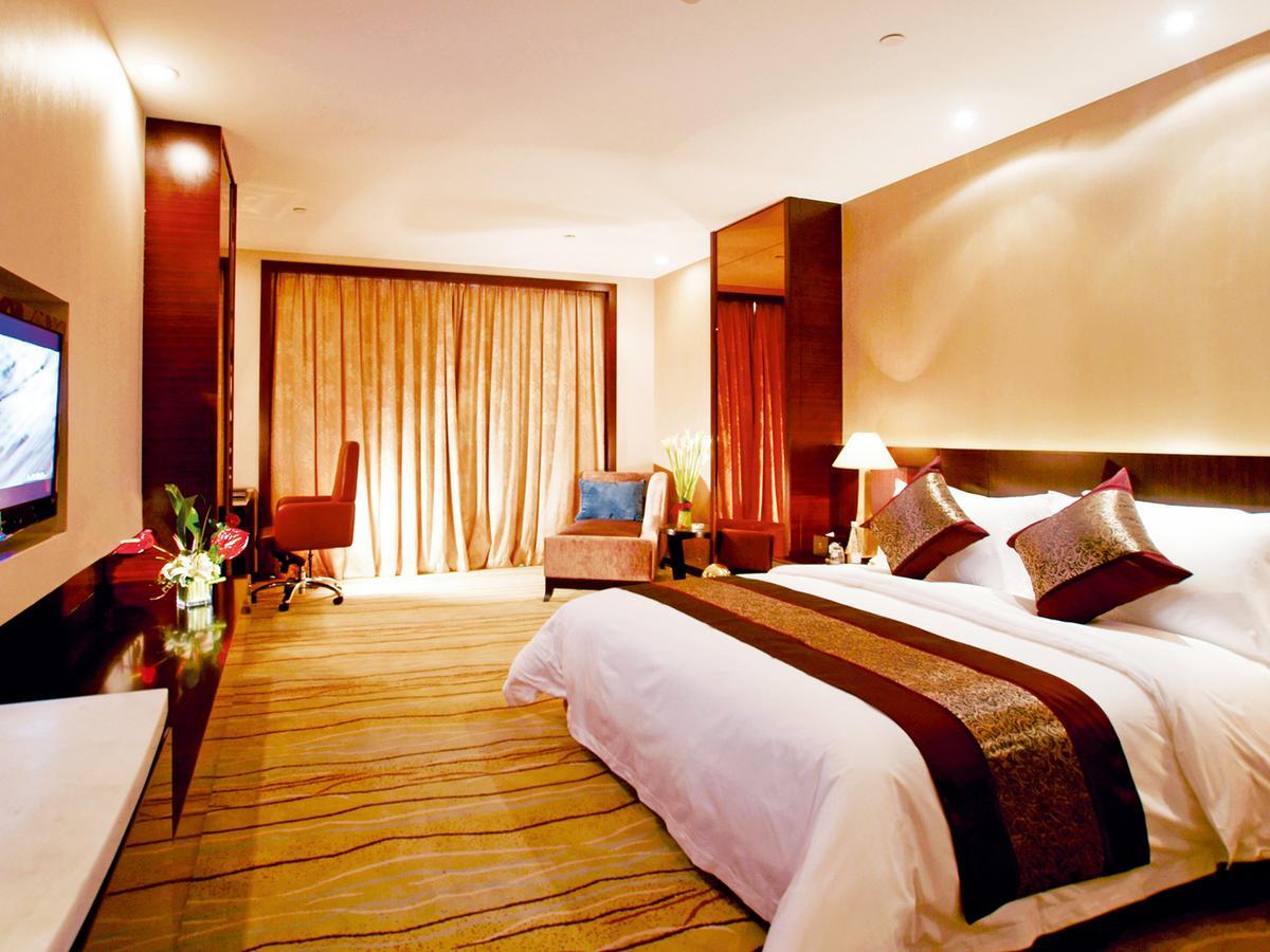 Wuhu Xingbai Jinling Hotel Екстериор снимка